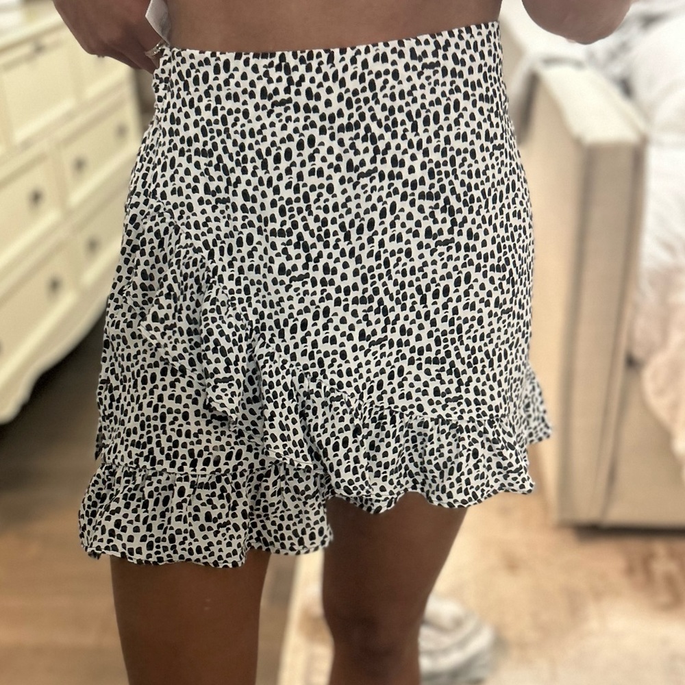NWT Express Faux Wrap Mini Skirt Size 4